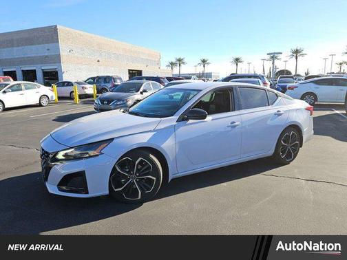 2024 Nissan Altima SR FWD