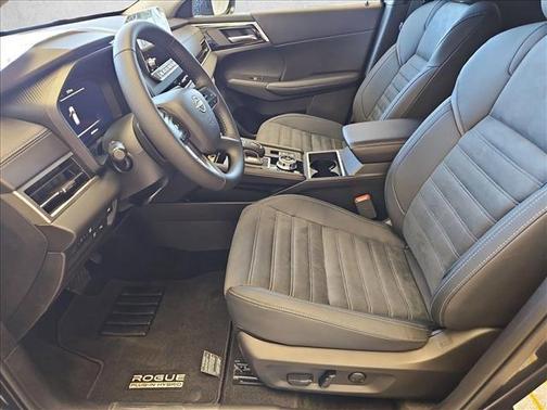 2026 Nissan Rogue SL