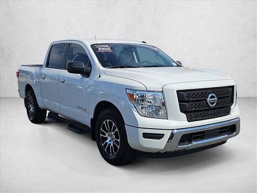 Glacier White 2021 Nissan Titan SV