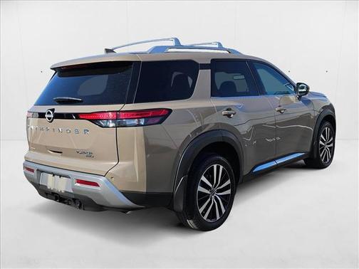 2023 Nissan Pathfinder Platinum 4WD