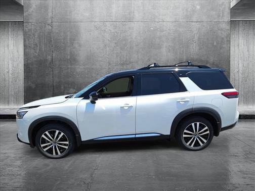 2025 Nissan Pathfinder Platinum FWD