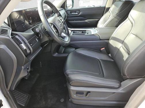 2026 Nissan Armada SV