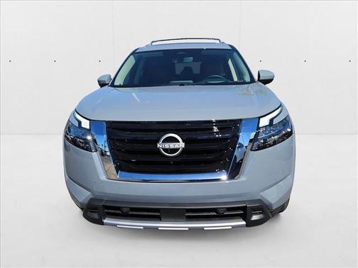 2025 Nissan Pathfinder Platinum FWD