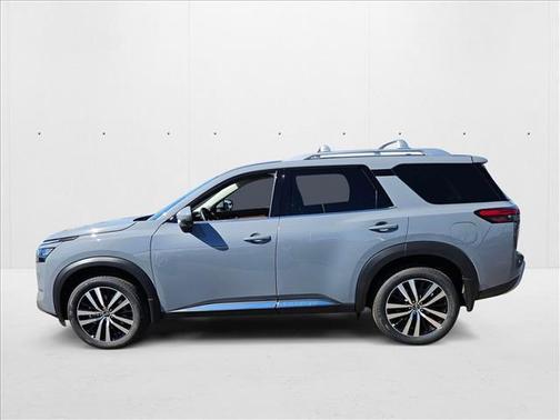 2025 Nissan Pathfinder Platinum FWD