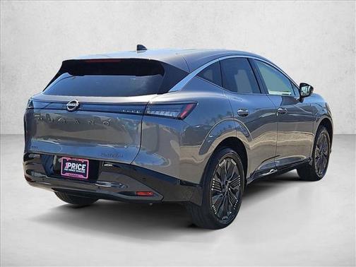 Gun Metallic 2026 Nissan Murano Platinum