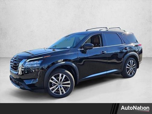 2025 Nissan Pathfinder Platinum FWD