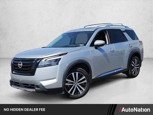 Brilliant Silver Metallic 2023 Nissan Pathfinder Platinum FWD