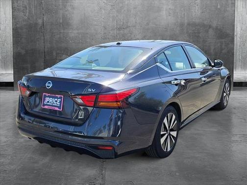 2022 Nissan Altima 2.5 SV