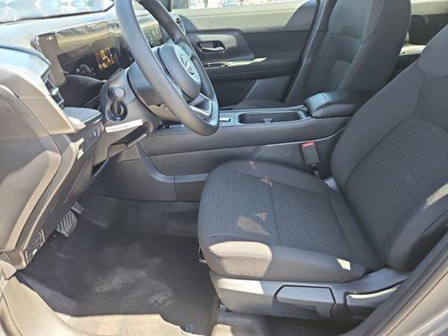 Gun Metallic 2026 Nissan Kicks S