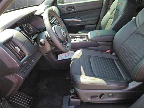 2025 Nissan Pathfinder Rock Creek 4WD