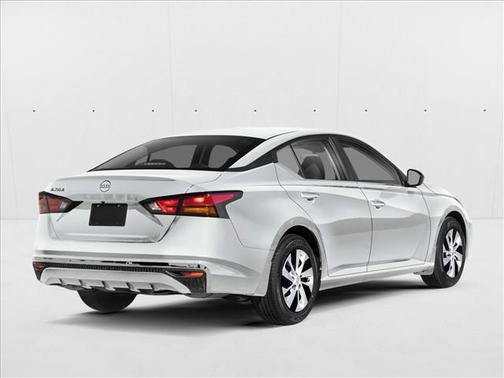 2025 Nissan Altima S FWD
