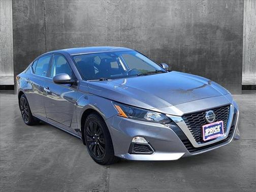 2022 Nissan Altima S FWD