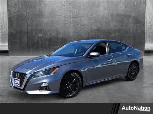 2022 Nissan Altima S FWD