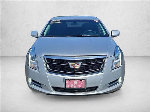 Radiant Silver Metallic 2017 Cadillac XTS Luxury
