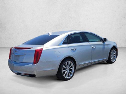 Radiant Silver Metallic 2017 Cadillac XTS Luxury