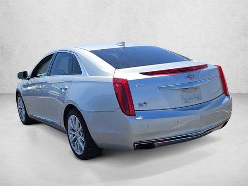 Radiant Silver Metallic 2017 Cadillac XTS Luxury