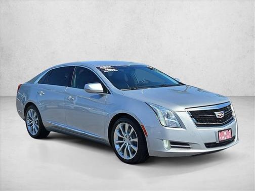 Radiant Silver Metallic 2017 Cadillac XTS Luxury