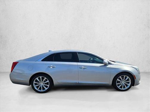 Radiant Silver Metallic 2017 Cadillac XTS Luxury
