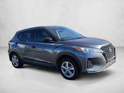 2022 Nissan Kicks S