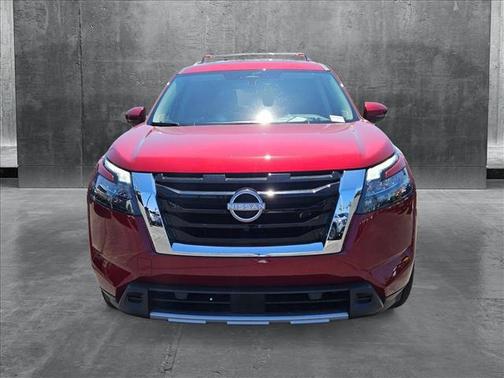 2025 Nissan Pathfinder Platinum FWD
