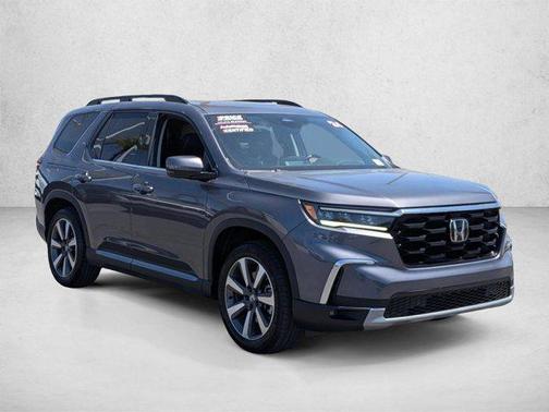 Modern Steel Metallic 2024 Honda Pilot Touring 8-Passenger