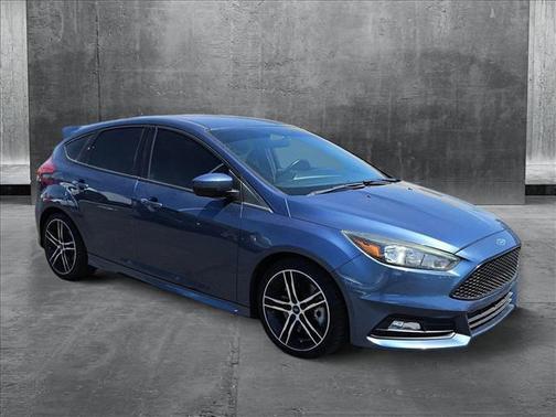2018 Ford Focus ST