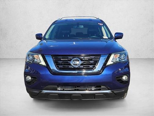 2017 Nissan Pathfinder SL