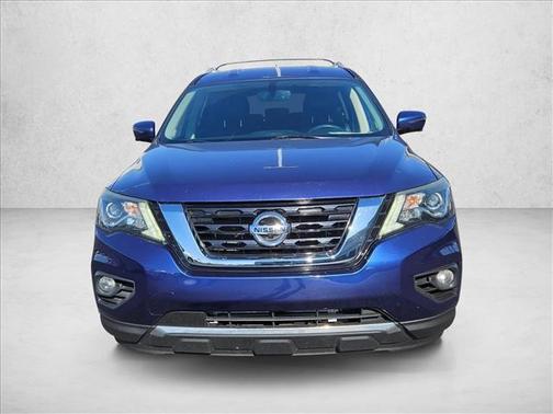 2017 Nissan Pathfinder SL