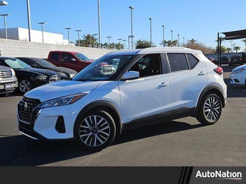 2023 Nissan Kicks SV