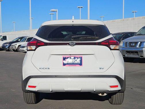 2023 Nissan Kicks SV