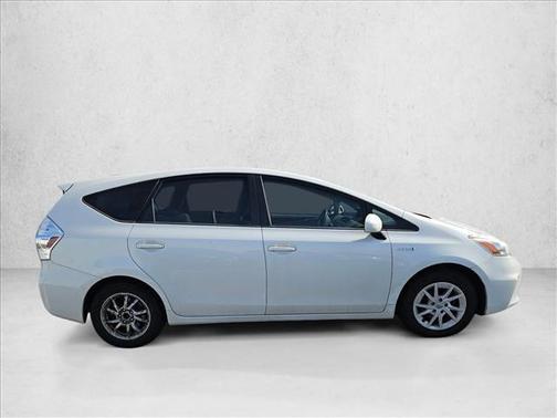 2013 Toyota Prius v Three