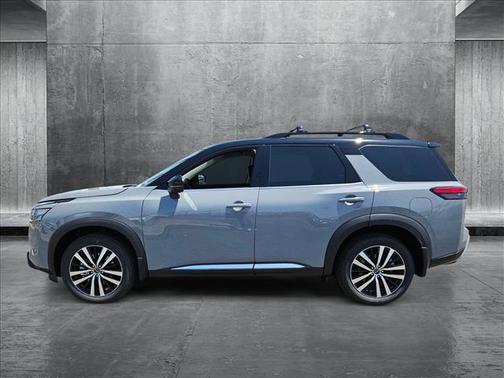 2025 Nissan Pathfinder Platinum FWD