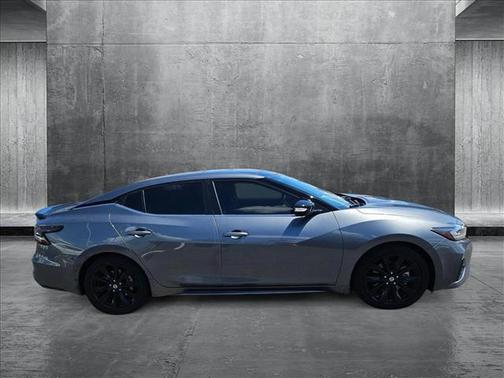 2022 Nissan Maxima SR Xtronic CVT