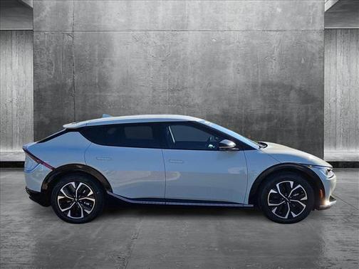 2022 Kia EV6 Wind