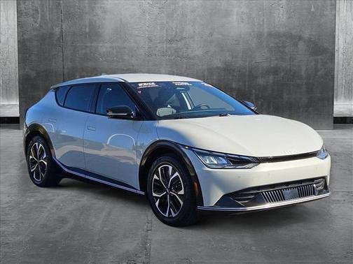 2022 Kia EV6 Wind