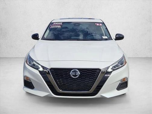 Pearl White Tricoat 2022 Nissan Altima SR VC-Turbo FWD