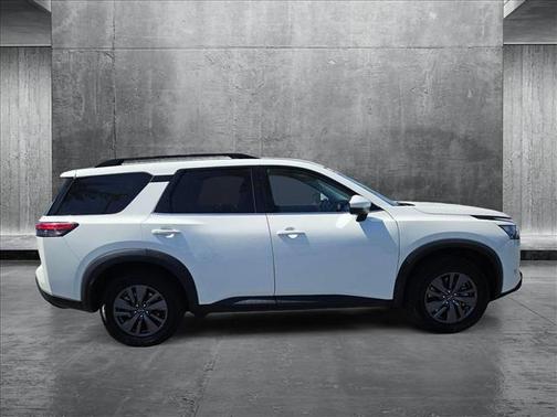 2024 Nissan Pathfinder SV FWD