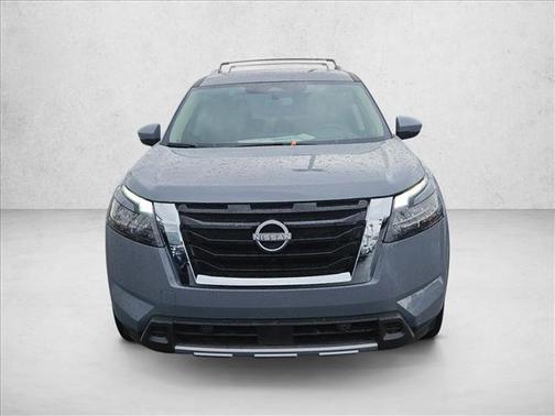 2025 Nissan Pathfinder Platinum FWD