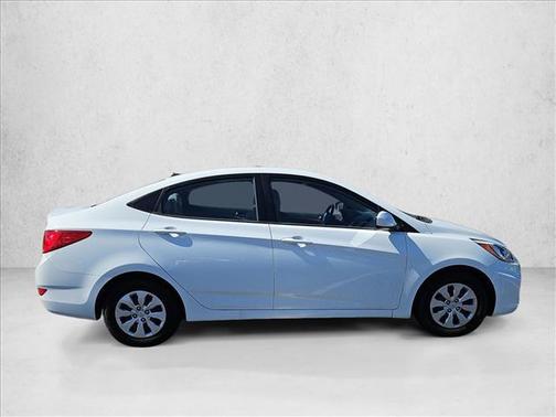 Century White 2016 Hyundai Accent SE