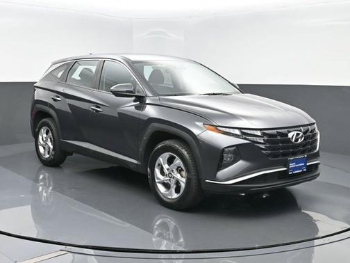 2022 Hyundai TUCSON SE