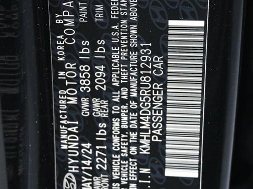 2024 Hyundai ELANTRA SEL