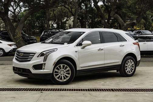 2017 Cadillac XT5 Base