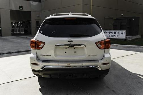 2019 Nissan Pathfinder Platinum