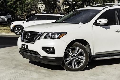 2019 Nissan Pathfinder Platinum