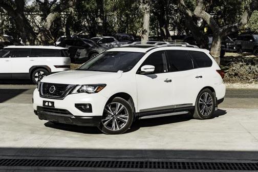 2019 Nissan Pathfinder Platinum