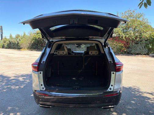 Quicksilver Metallic 2019 Buick Enclave Essence