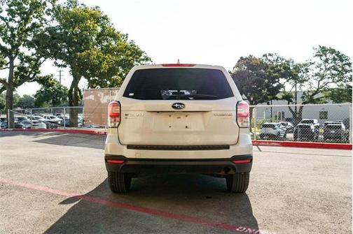 2017 Subaru Forester 2.5i