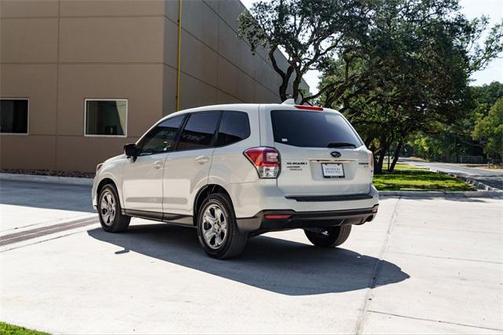 2017 Subaru Forester 2.5i