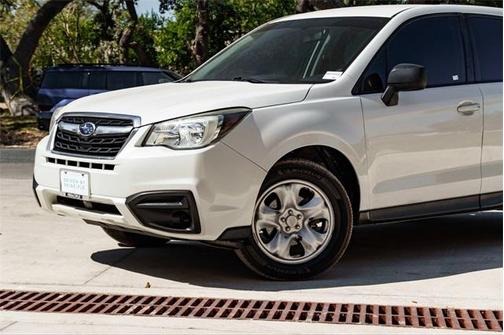 2017 Subaru Forester 2.5i