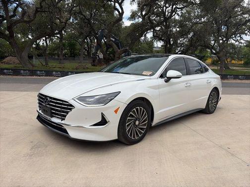 Hyper White 2021 Hyundai SONATA Limited 2.0T
